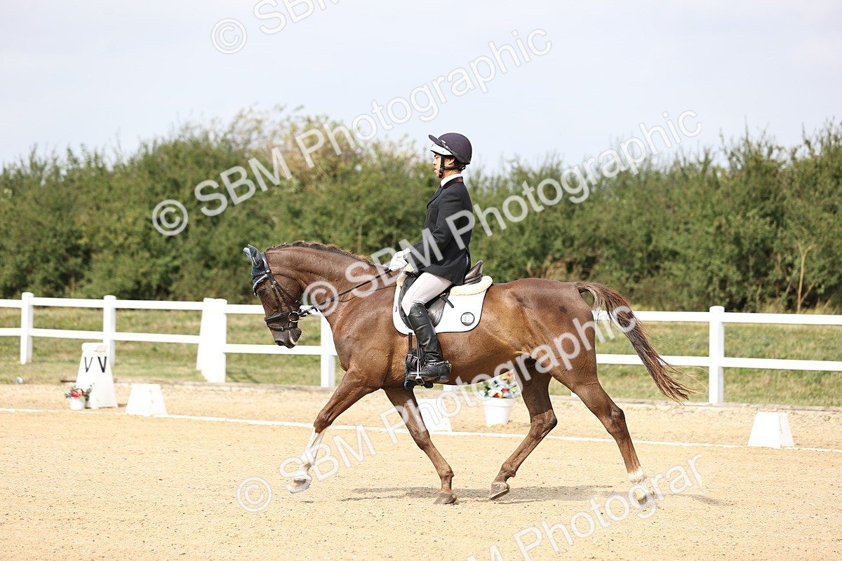 SBM_017371 - Class 14 - Novice 23 - 13.52-14.55