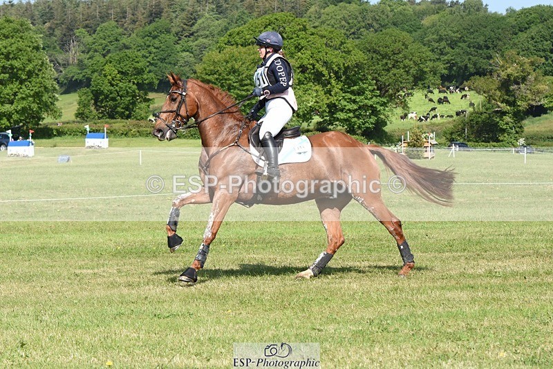 230527-093940-08086 - 251-CLASS_MOVE-Ellie_Healy-XC