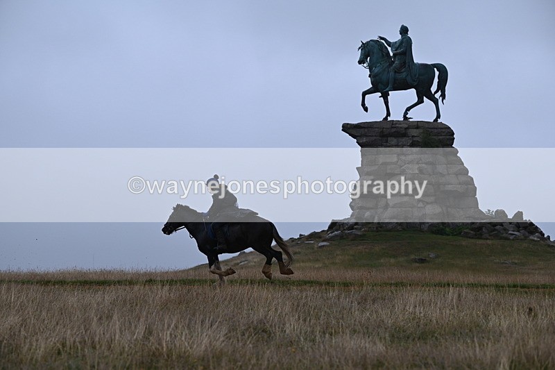 DSC_1541 - Time at Statue 11:54 to 12:12