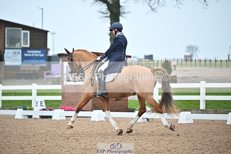 250214-130805-01754 - 124-Katharine.Lewis-Albertho.B