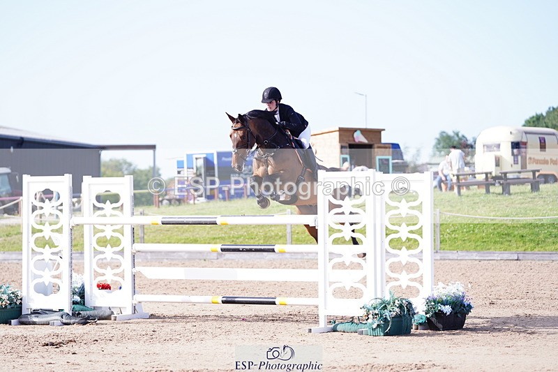 240803A-172424-09527 - Cls 33 National 1.40m Open