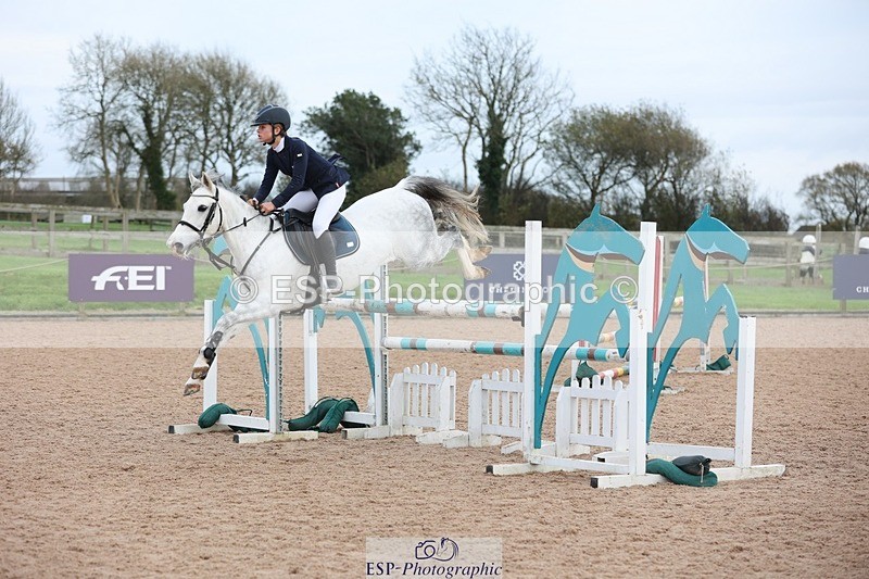 241117X-142855-04956 - Cls 37s 138cm