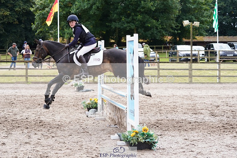 240824X-123122-24116 - 80cm Round 1 12.00 to 13.00