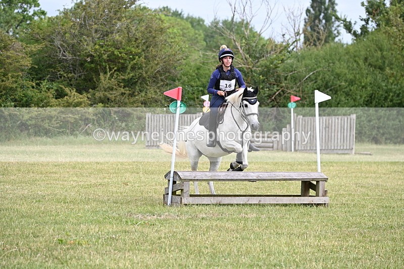 WJ6_6428 - 60cm XC Time 10:17 to 10:49