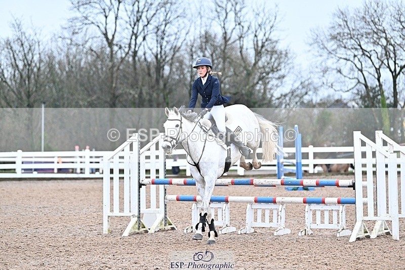 241127-095247-00102 - Cls 01A&B Brit Nov & 90cm Open