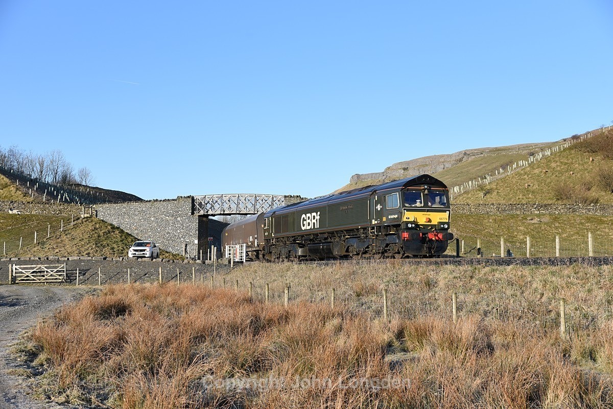 JL - 15.4.21 66779 6M25 Doncaster - Arcow,  Arcow Quarry - Arcow branch