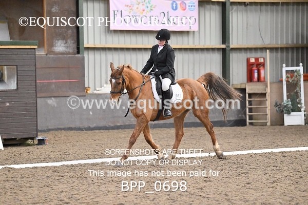 BPP_0698 - 18 / 19 - M BAKER