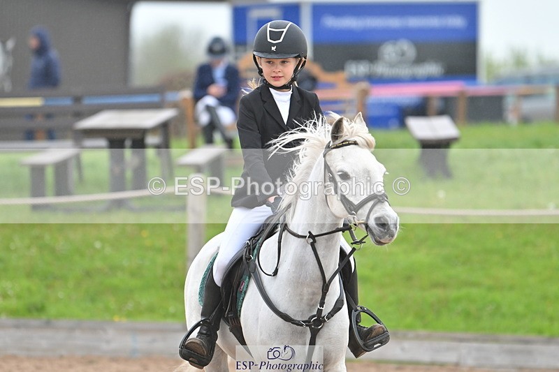 240505A-091846-03474 - Cls 1 Pony Intro 70cm