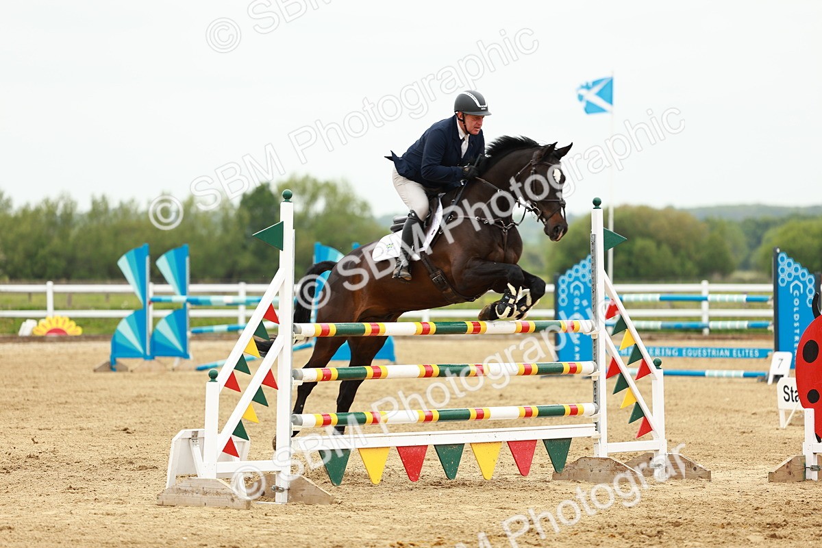 SBM_000963 - Class 5 - Senior Foxhunters - 1.20m
