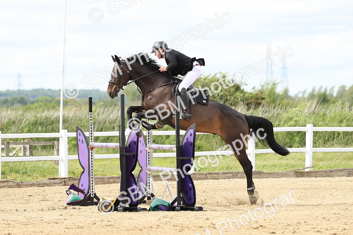 SBM_001431 - Class 5 - Senior Foxhunter - 1.20m