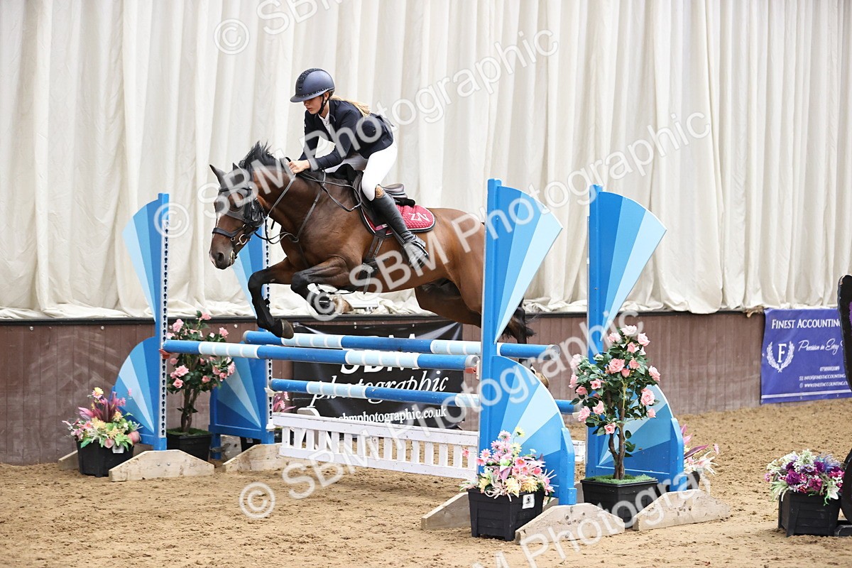 SBM_003075 - Class 13 - Blue Chip Pony Newcomers 1.00m Open