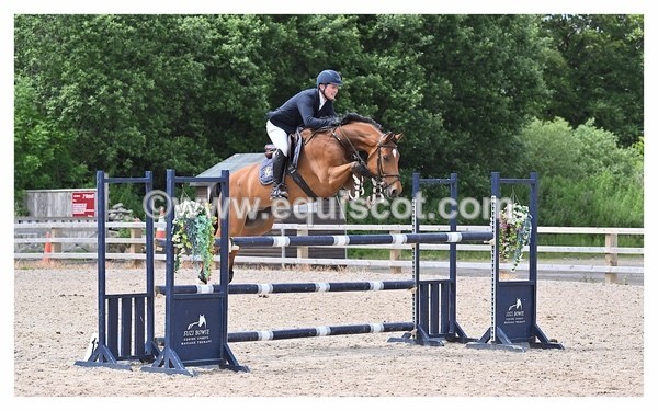 BPP_1198 - CLASS 6 FRI Senior Foxhunter/ 1.20m Open