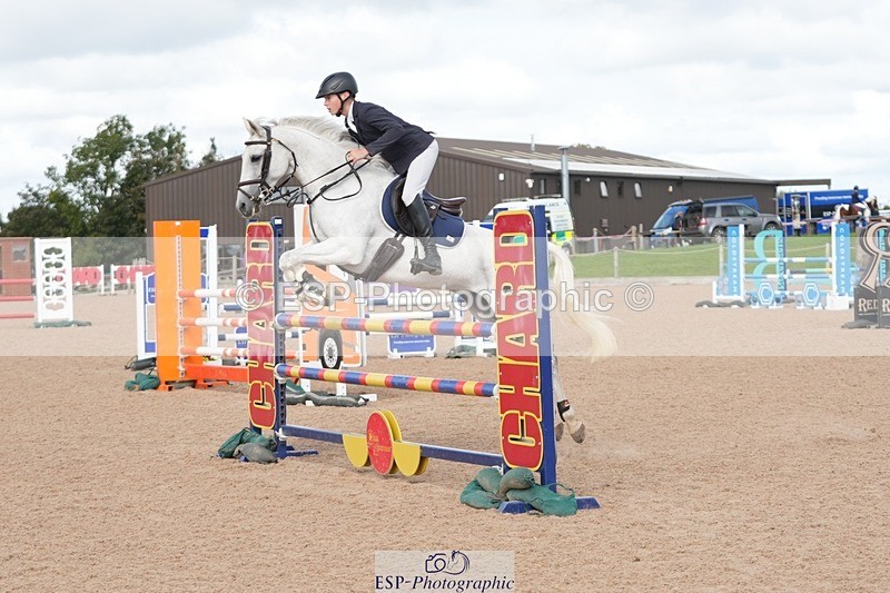 250921-122247-02903 - Cls 9 Pony Foxhunter and 1.10m