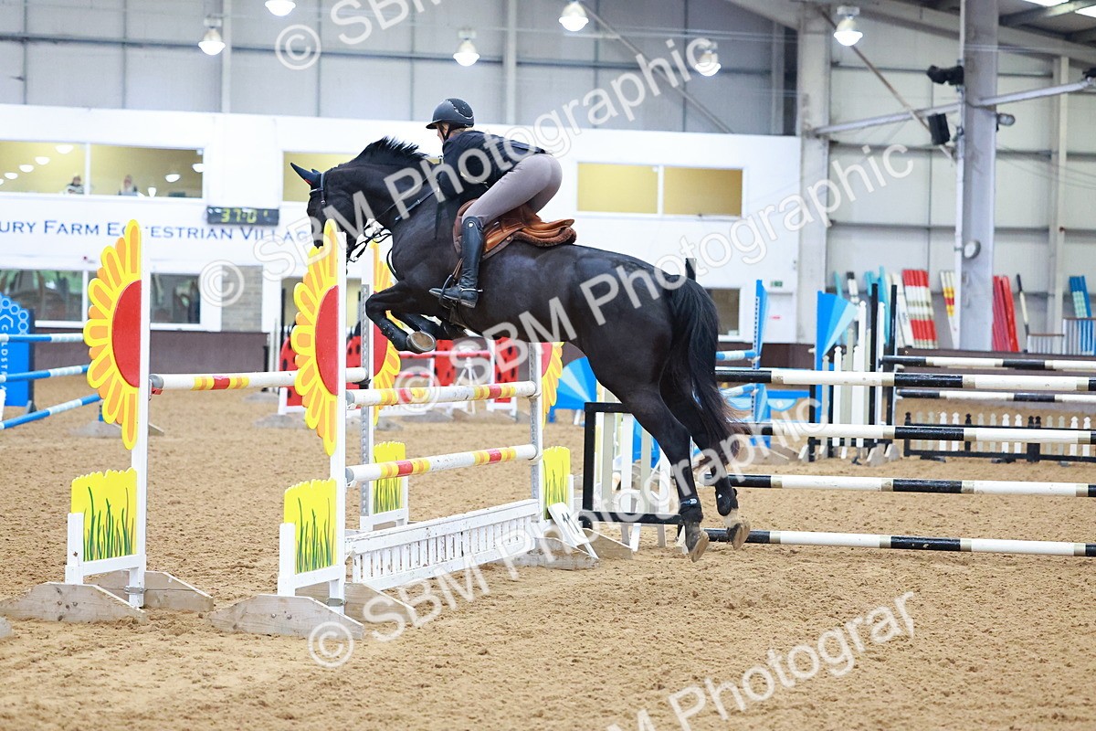 SBM_001864 - Class 5 - Senior Foxhunter 1.20m