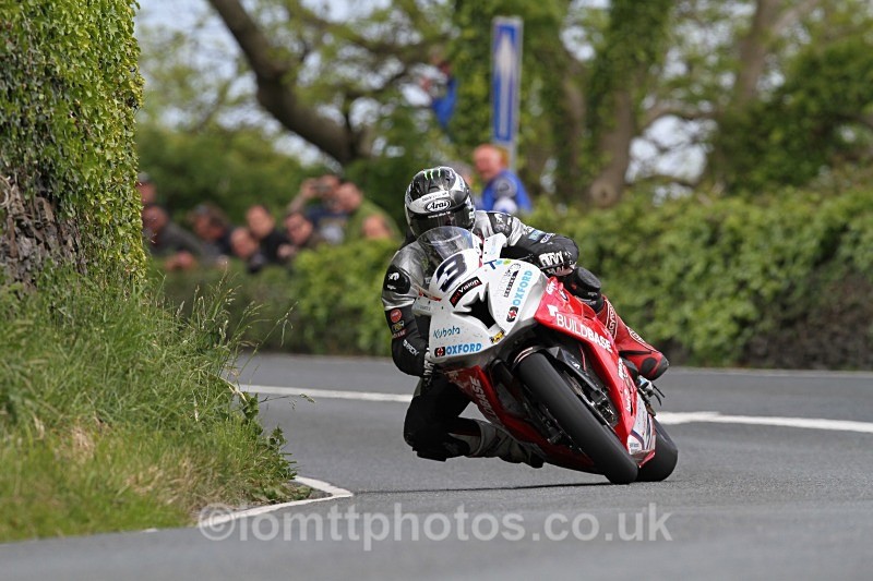Michael Dunlop - RST Superbike Race