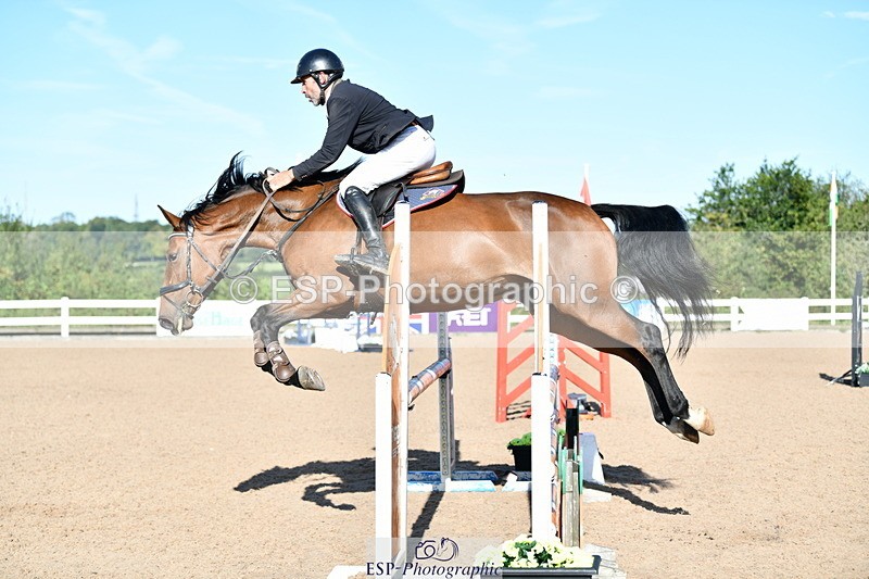 240913A-094447-03006 - Cls 20 Snr British Novice and 90cm Open