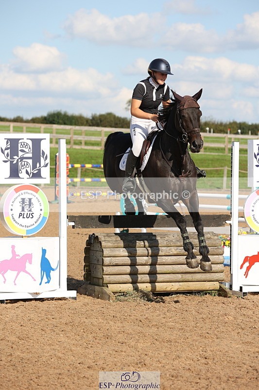 230915A-160328-03028 - Cls 6 Snr 1.05m Derby