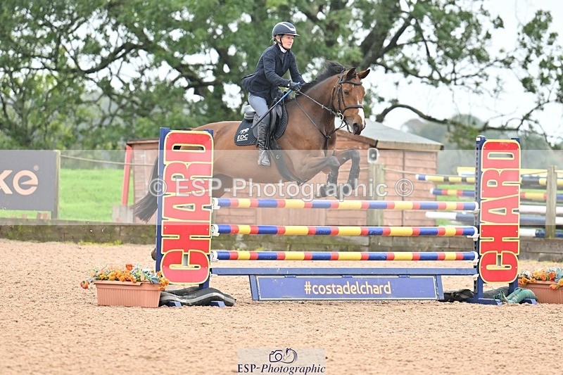 251003-113033-00463 - Cls 2 Newcomers and 1.10m