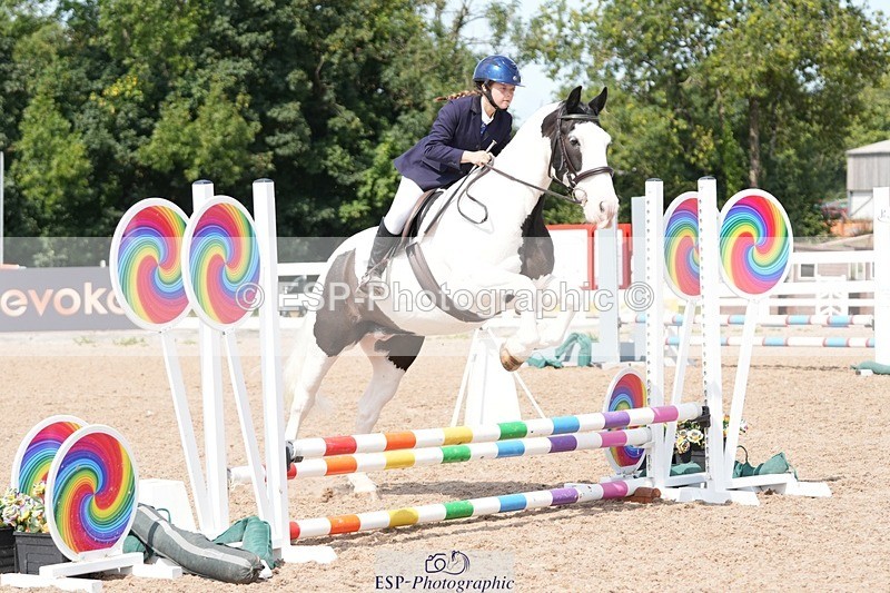 250805-150413-00046 - Clear Round and 60cm