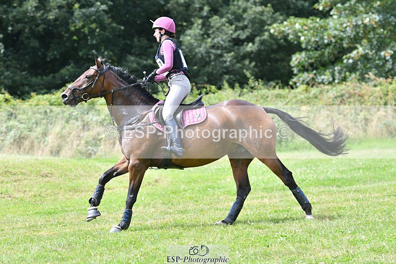 240804-120503-12438 - 367-Florrie_Ball-POLMARK_JAY_WALK