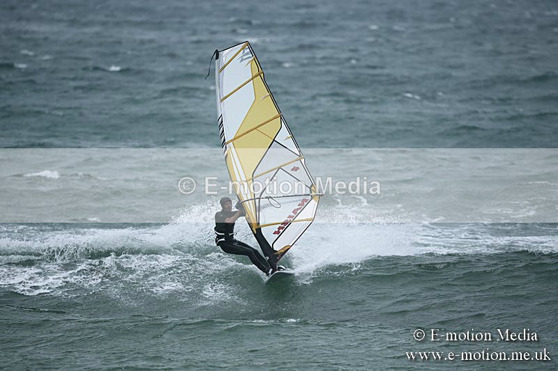 WS 150913-83 - Windsurfing