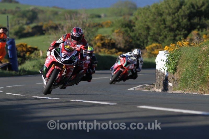 Ian Hutchinson Yamaha / Milwaukee Yamaha - Monday Practice Solos