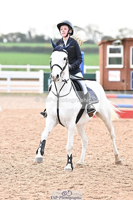 241117X-090349-03114 - Cls 05s A&B Pony Brit Nov & 80 Open