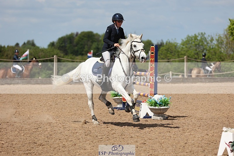 250504-124737-02595 - Cls 5 Pony Foxhunter and 1.10m Open