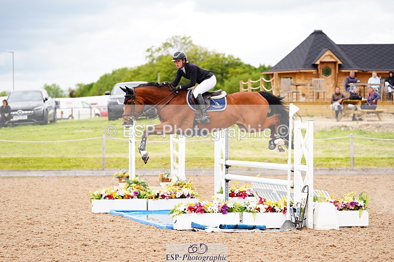 240524A-125652-03690 - Cls 16 Snr 1.20m Open