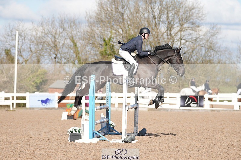 250316-101210-05813 - Cls 21 British Novice and 90cm
