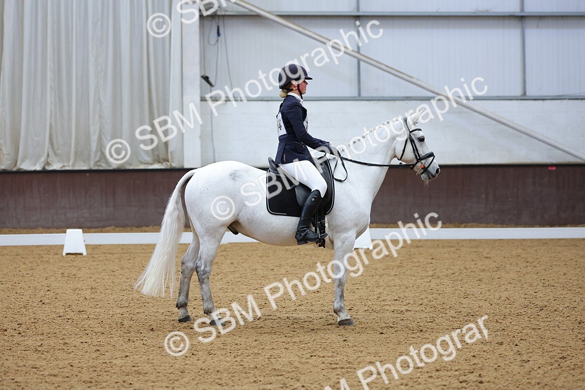 SBM_002943 - Novice