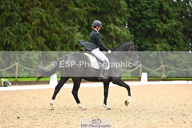 231021-121210-14921 - 243-CALZINI-Evelyn.Titterton-DR