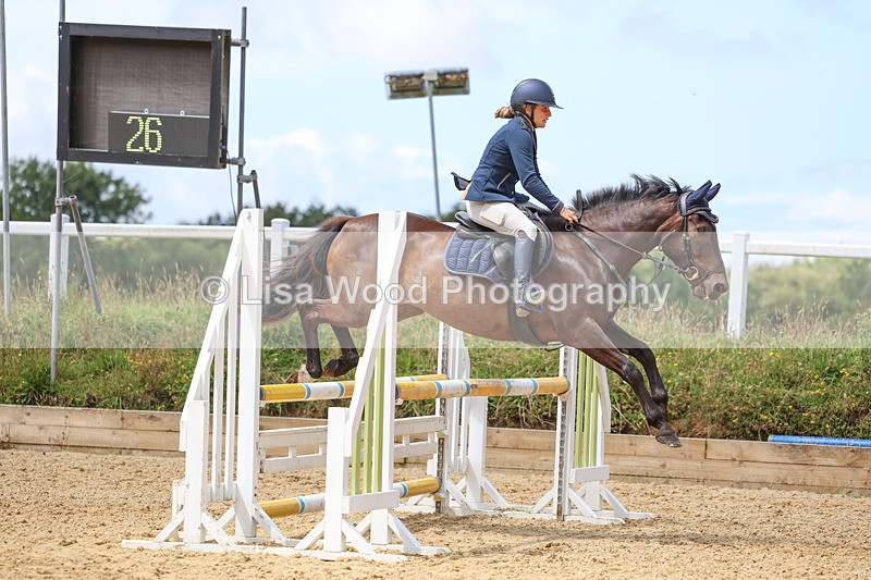 3E7A0422 - Class 9: Senior British Novice/90cm open