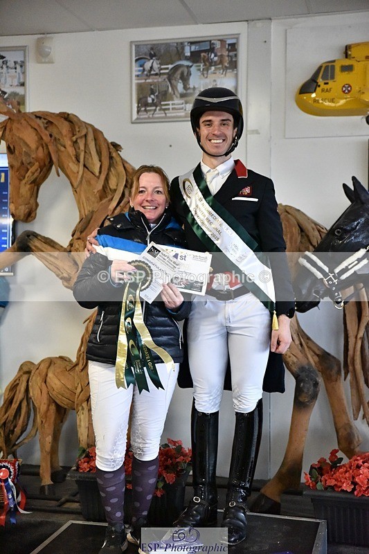 250214-135916-01696 - Inter I Gold Presentations