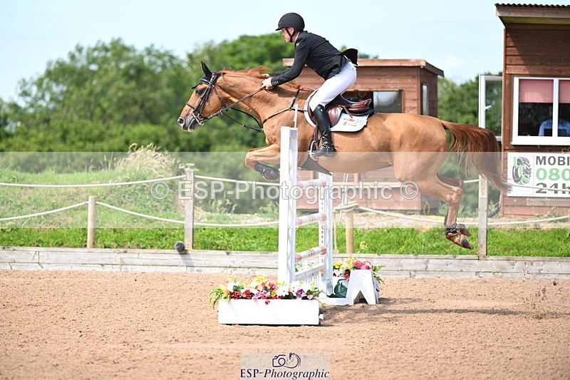 240718A-114808-04880 - Cls 1, 3 Star Small Tour 1.35m