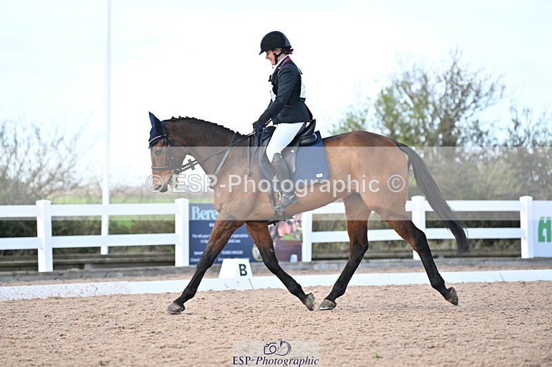 240324A-133434-03431 - Novice 28, 13.00 to 14.00