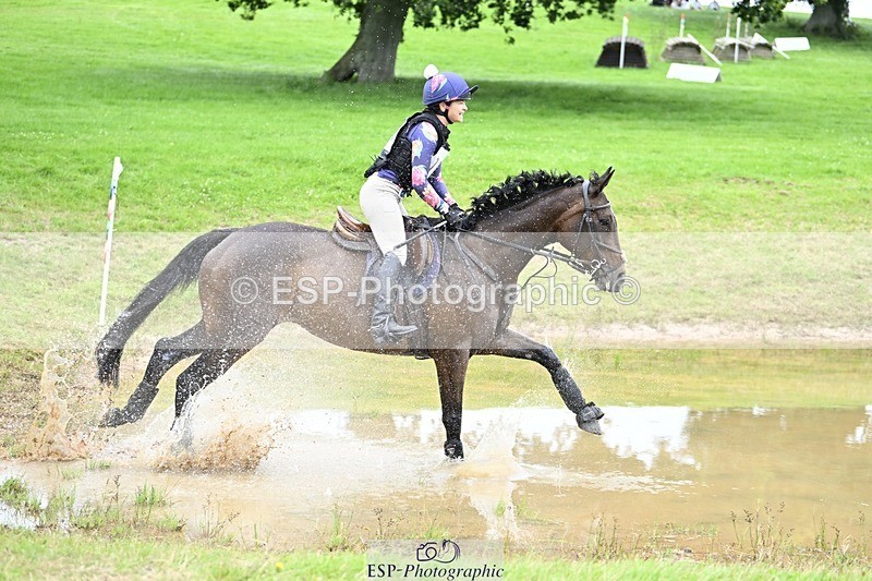 240803-113726-03681 - 109-Harriet_Parkes-JUST_HENNY