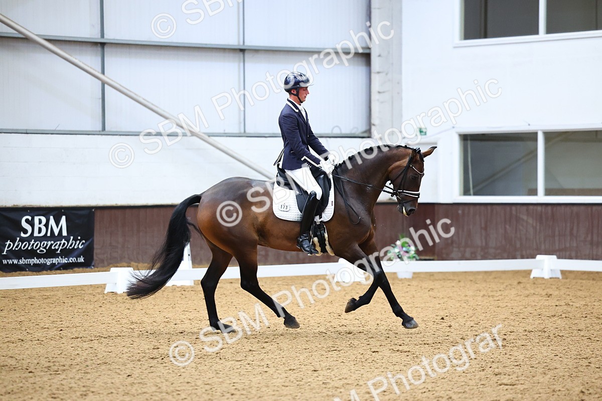 SBM_005327 - Class 5 - Novice 6 - 9.30-10.33