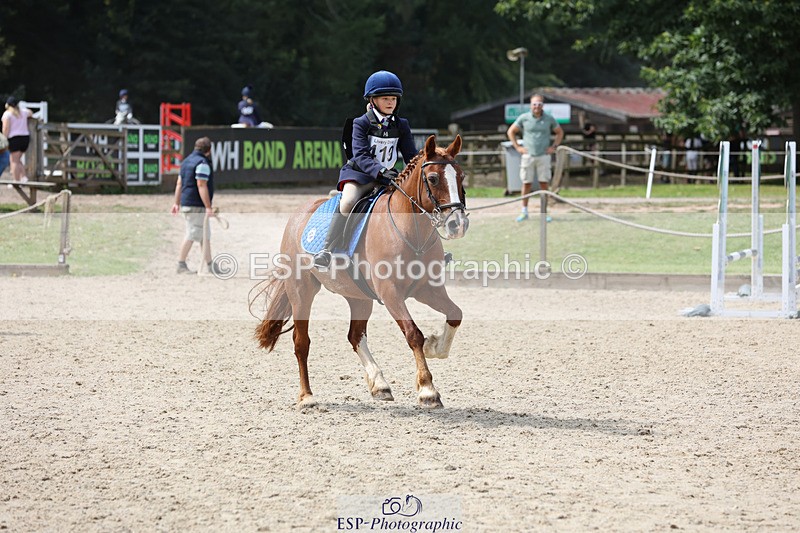 240823X-130303-17074 - 60cm R1 11.30 to 13.30