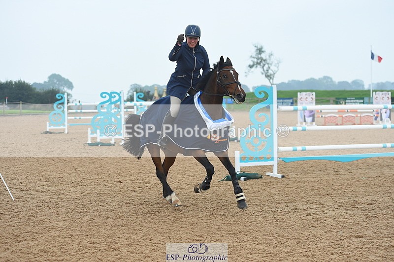 230916A-161446-05572 - Cls 18 Snr 95cm Derby