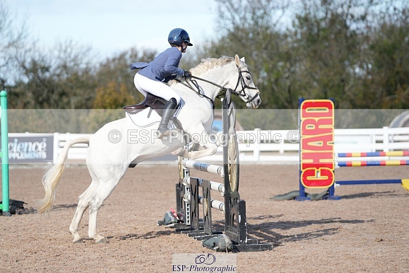 251025-130353-00464 - Cls 9 Pony Winter Discovery and 90cm