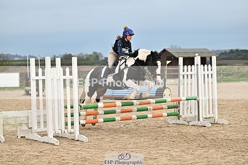 241110-154418-01305 - 80-85cm Arena Eventing