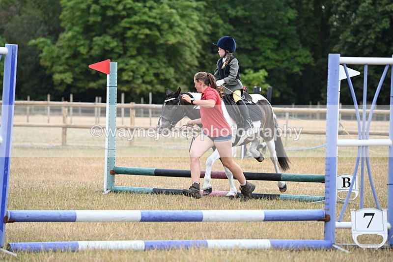 WJ6_9730 - Class 12 Minimus Jumping 45cm