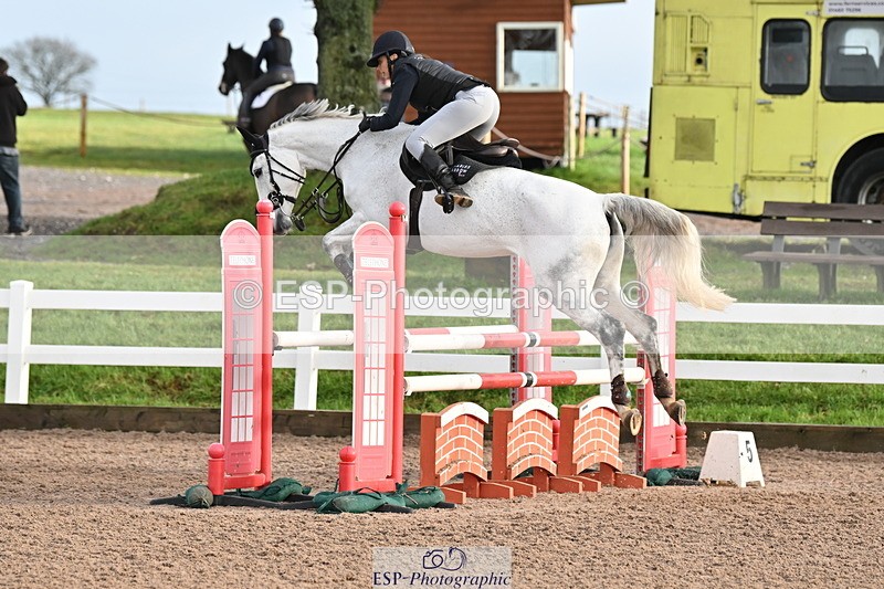 231209A-113513-01664 - Cls 11 Snr 1.05m Open