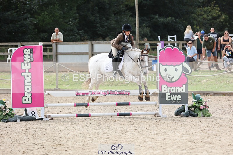 240823X-142311-18357 - 70cm R1 13.45 to 15.30