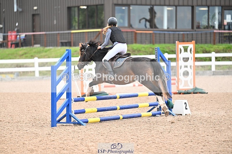 250920-102600-00232 - Cls 20+21 Club and Schools 60cm