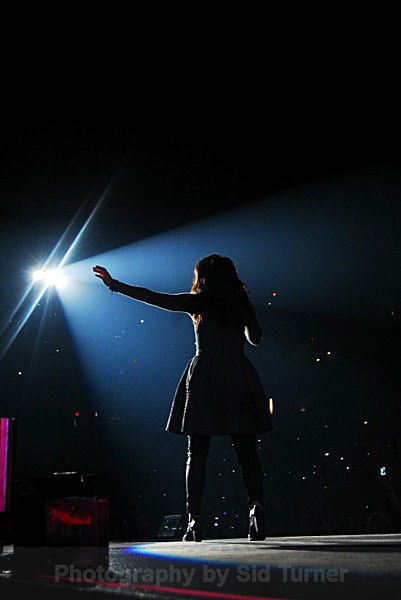 Kari Jobe in the light - Music