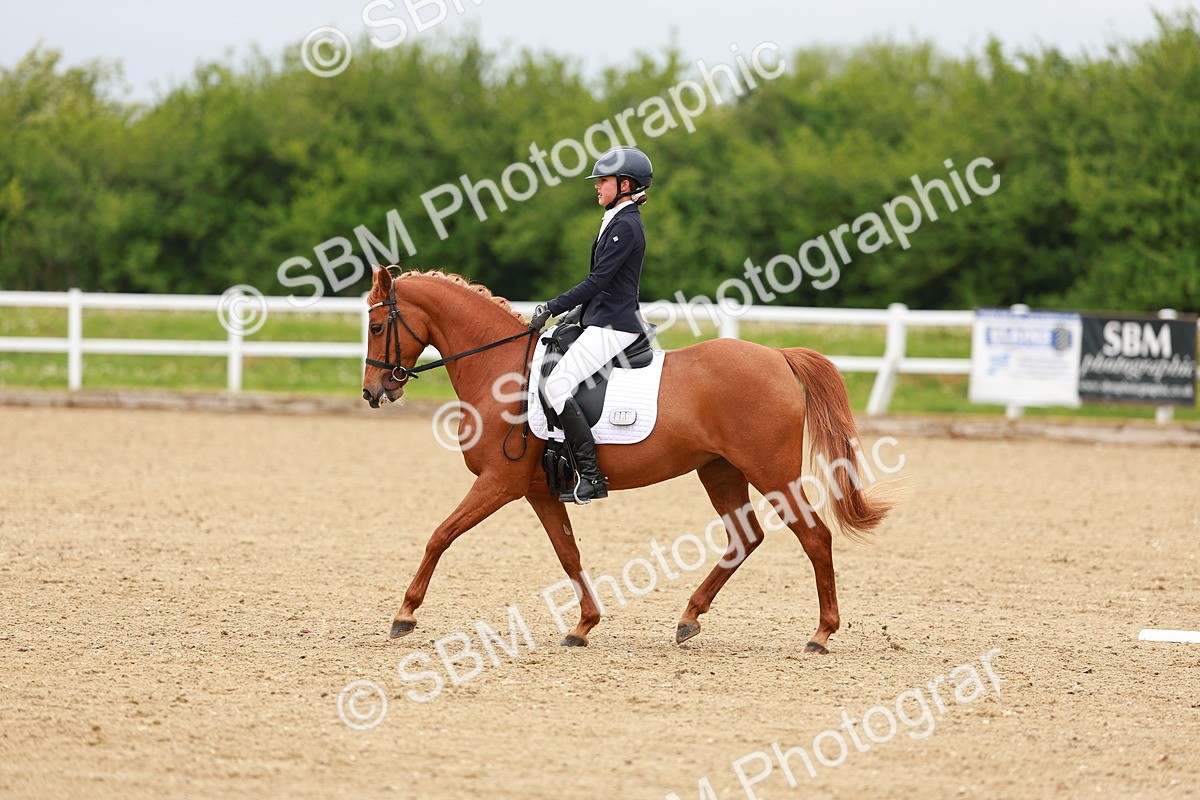 SBM_004685 - Class 15 - Novice 5
