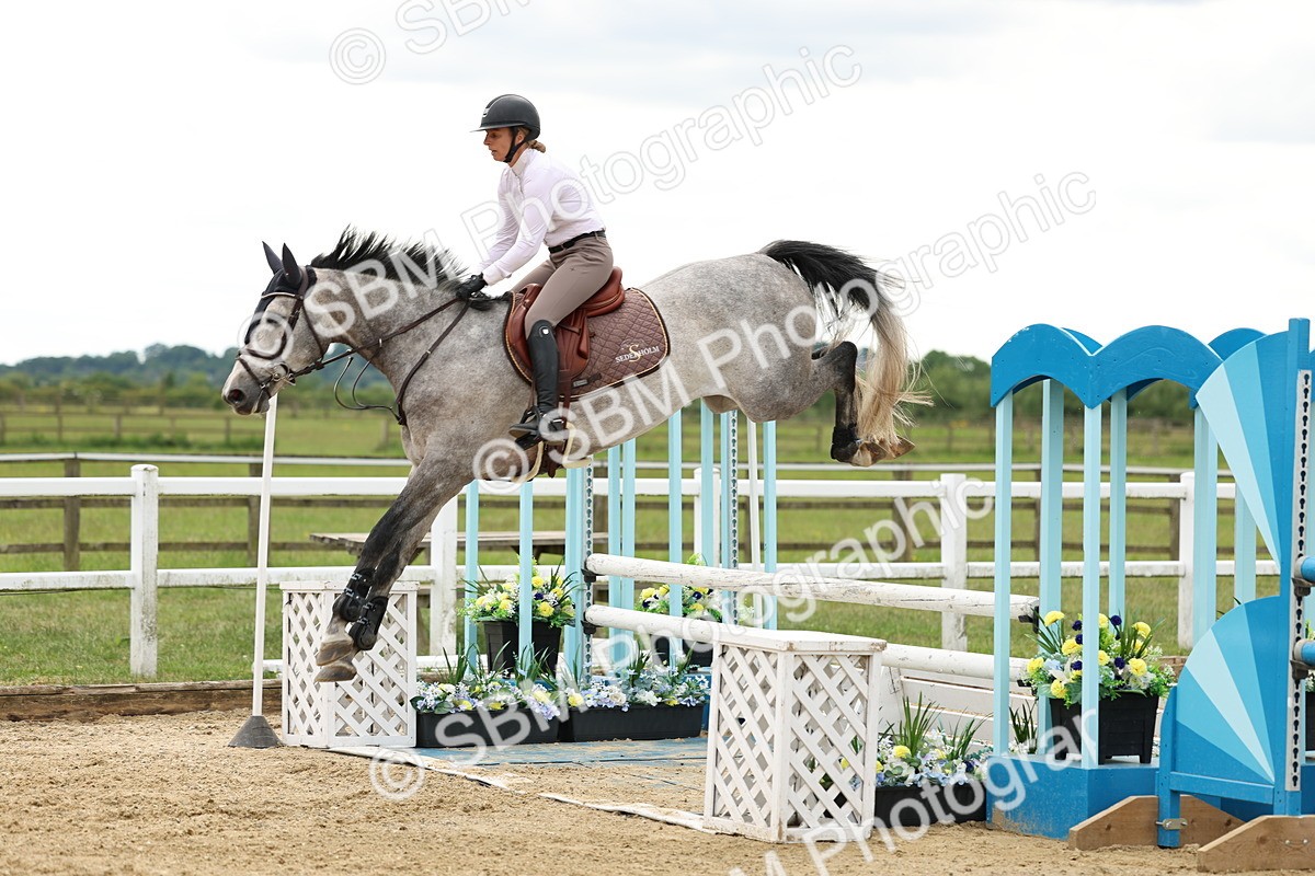 SBM_006261 - Class 19 - Senior Newcomers - 1.10m