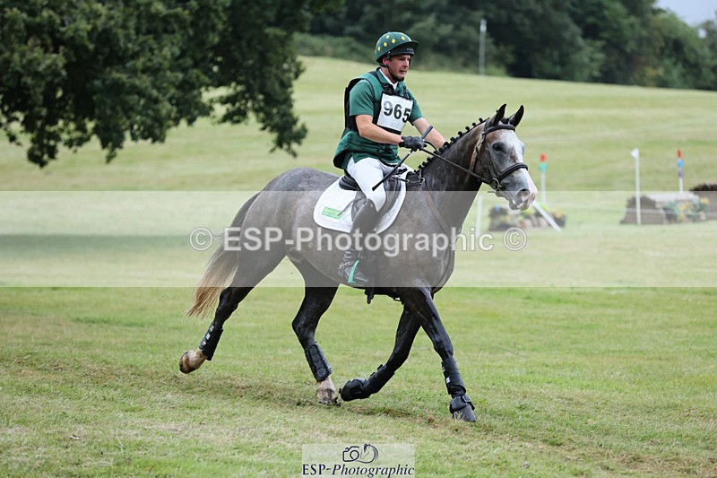 240825X-180026-38459 - 80cm XC 17.30 to End